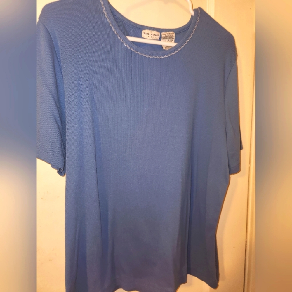 * 18W/20W White Stag Knit Top